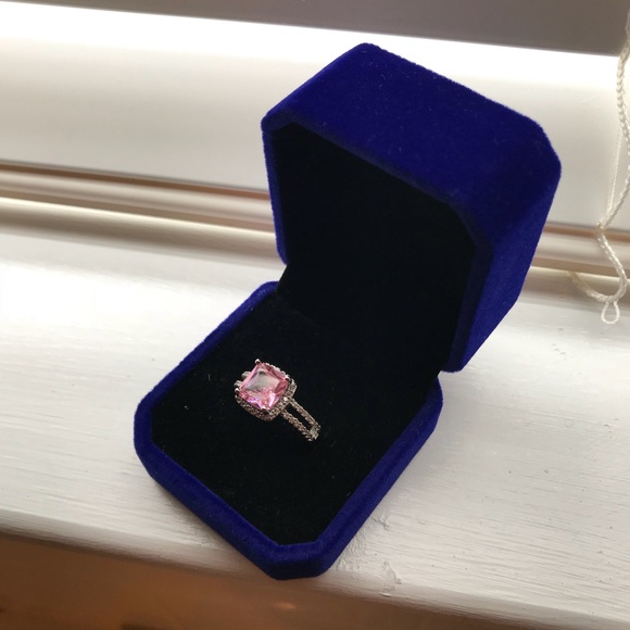 Size8 New 4CT 925 Silver Ring - Picture 2 of 3